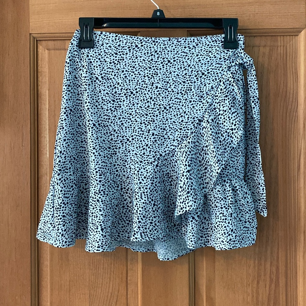 Shein Size Small Women's Teen Black and White Polka Dot Wrap Skirt